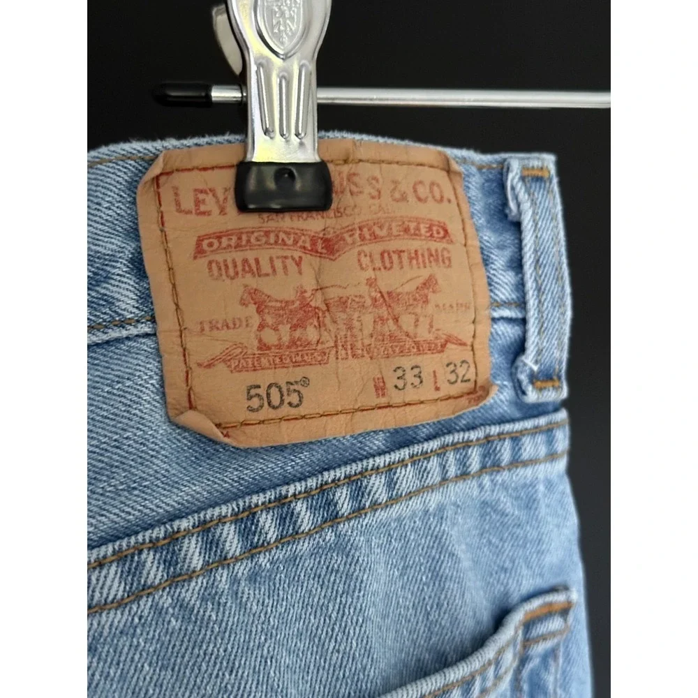 2006 Levi's 505 Jeans Mens Blue Light Wash Relaxed Fit Red Tab 33X32‎